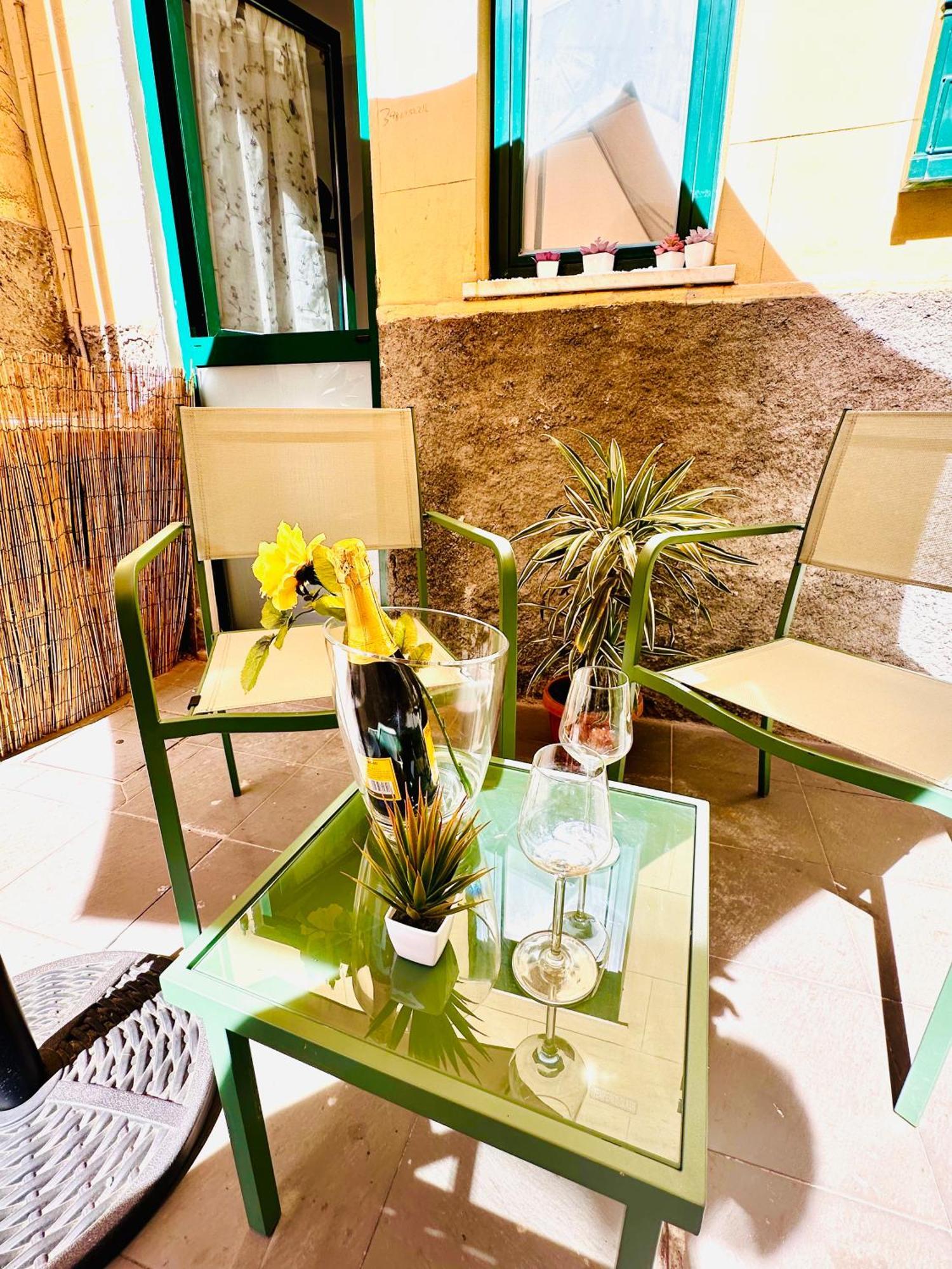 Butterfly House Apartment ลาสเปเซีย ภายนอก รูปภาพ