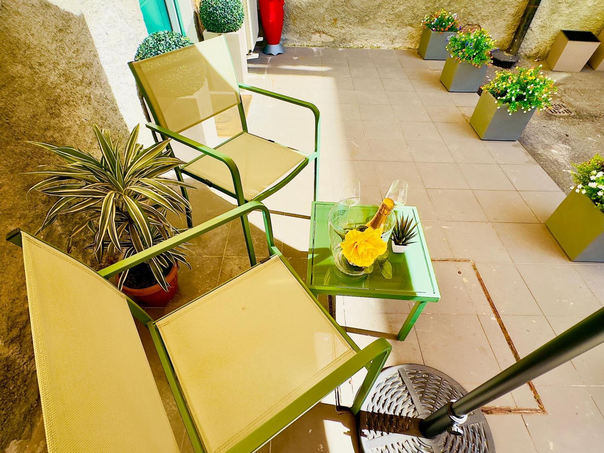 Butterfly House Apartment ลาสเปเซีย ภายนอก รูปภาพ
